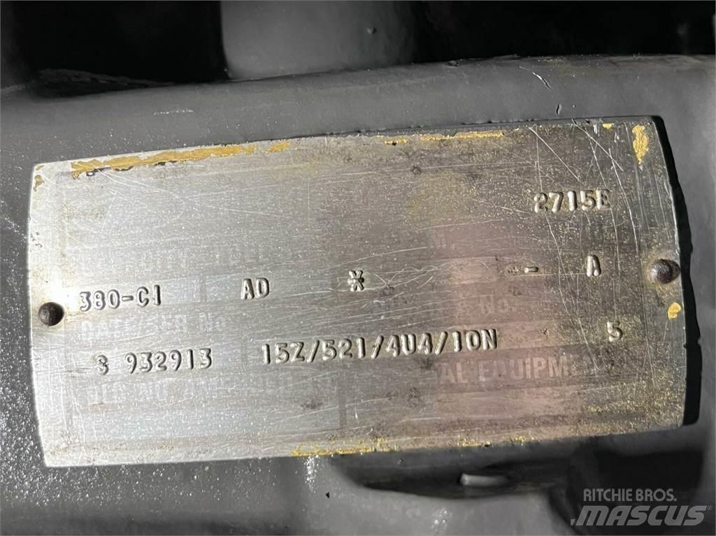 Ford 2715E motor Motorok