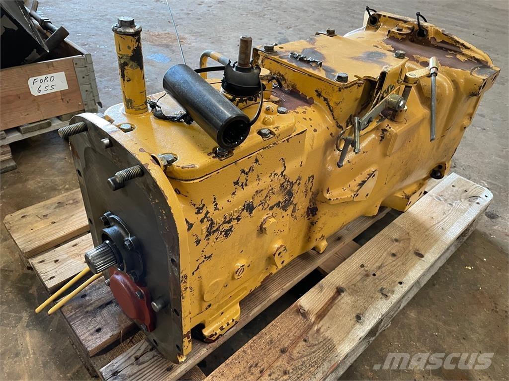 Ford 655 Gearbox, komplet Váltók