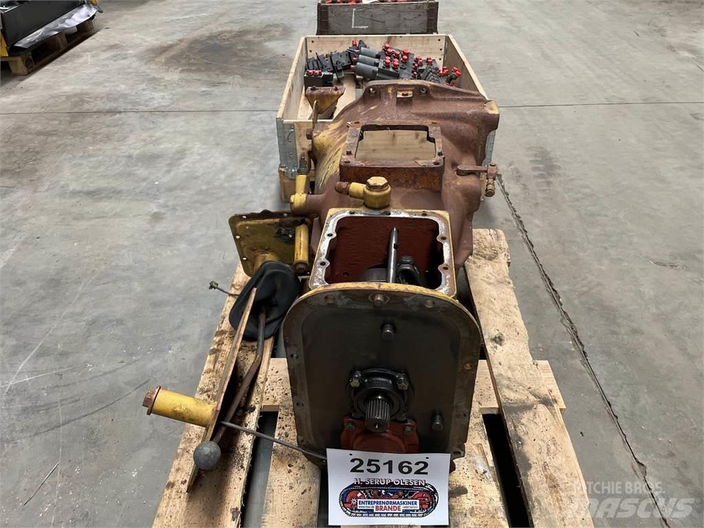  Gearkasse ex. Ford 550 Váltók