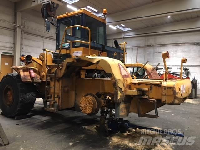 Hyundai HL760-3 til ophug Gumikerekes homlokrakodók