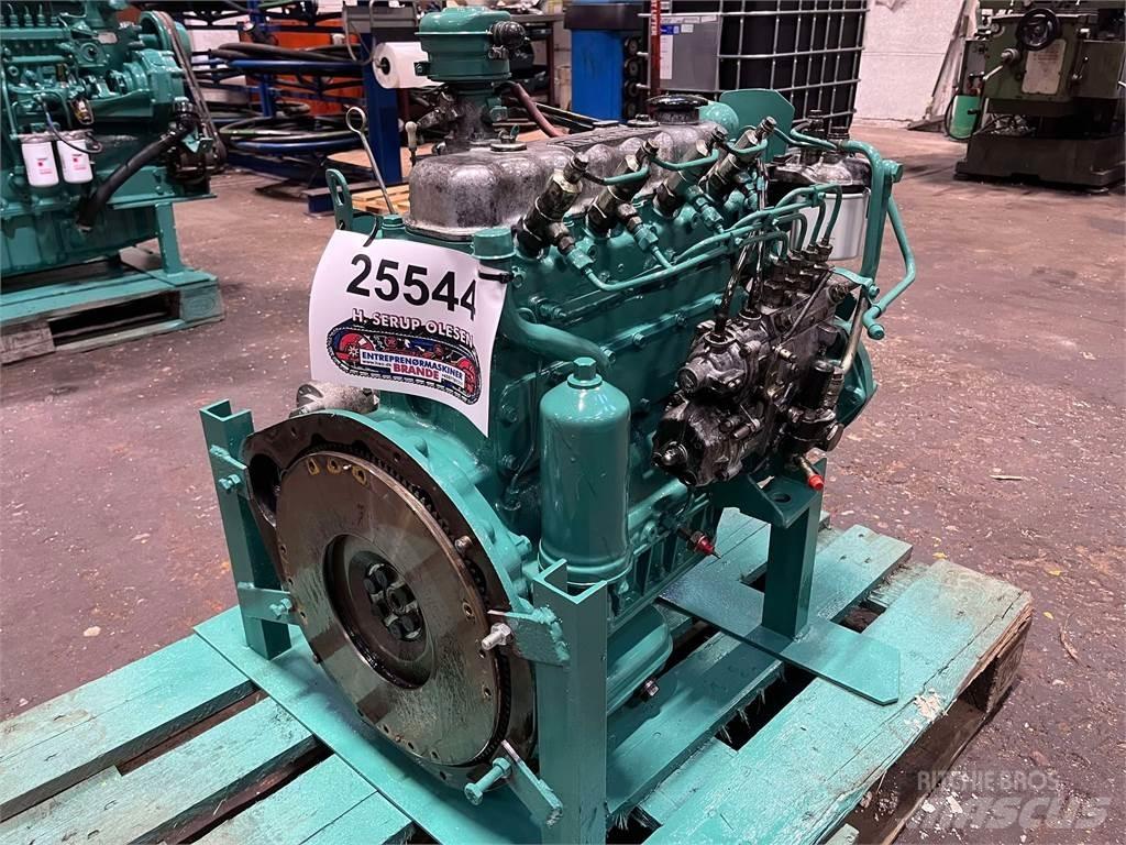 Isuzu C240 motor Motorok