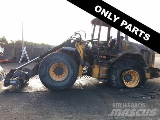 JCB 427 HT Agri til ophug Gumikerekes homlokrakodók