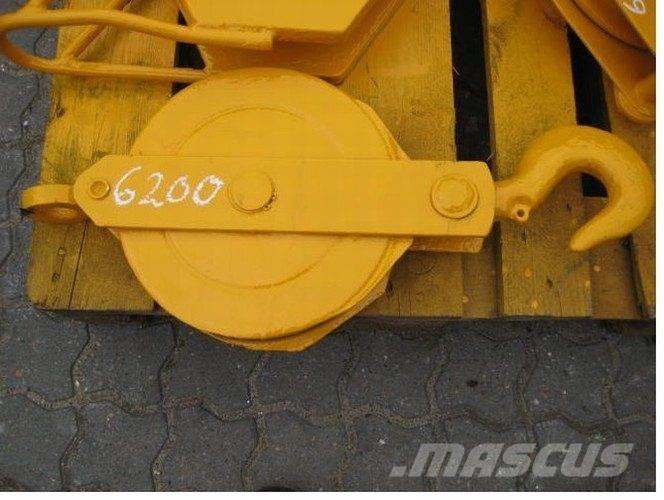  Kasteblok - ca. 5 ton Daru tertozékok és felszerelések