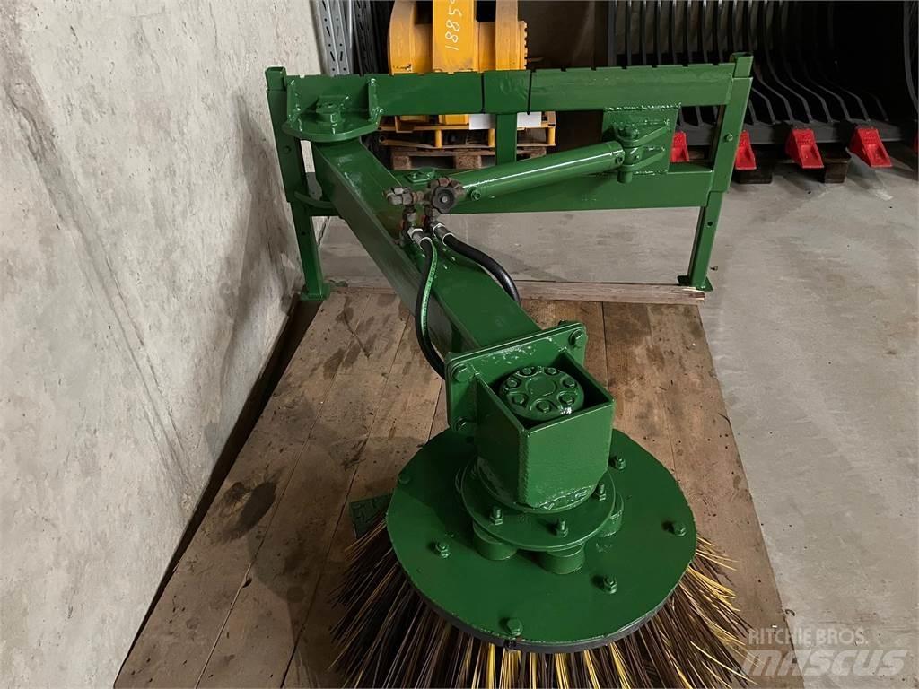  Kost med hydraulisk sving Építőipar - Egyebek