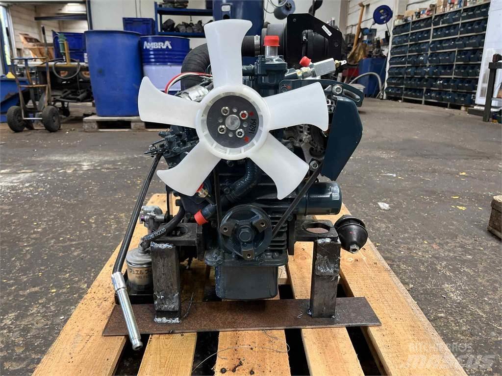 Kubota D902-EF07 motor Motorok