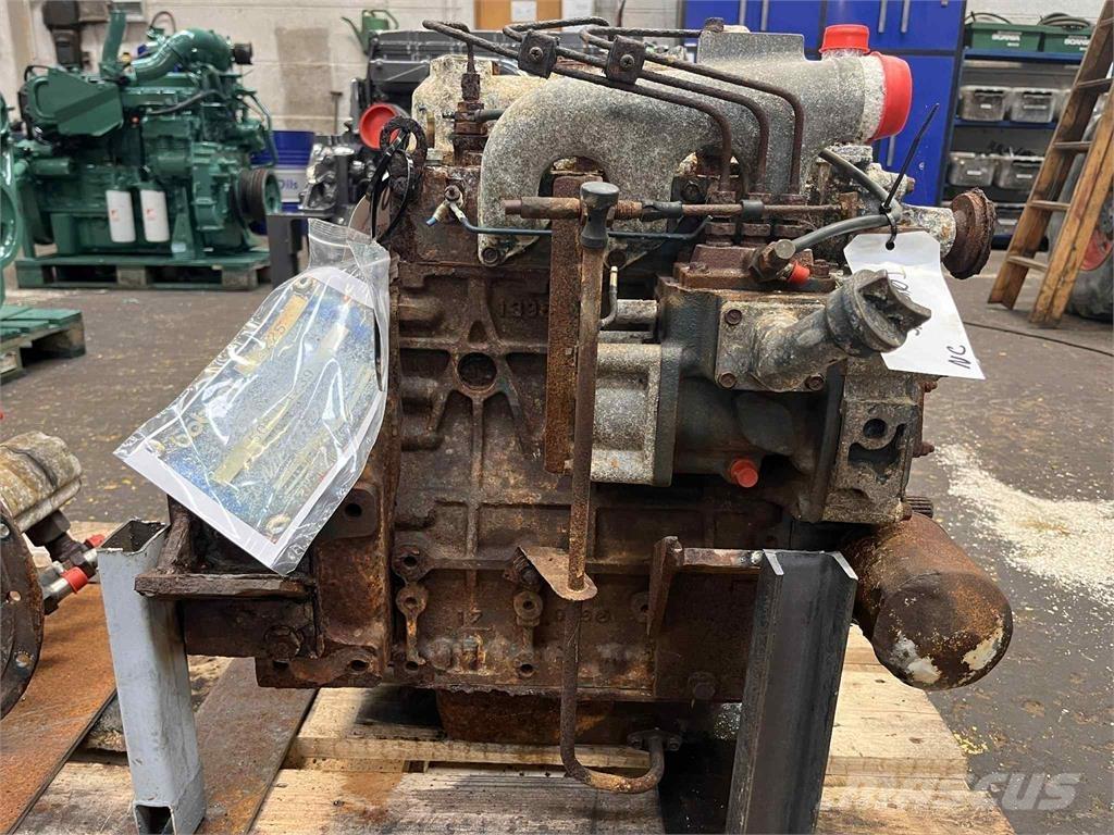 Kubota motor ex. Bobcat 225 Motorok