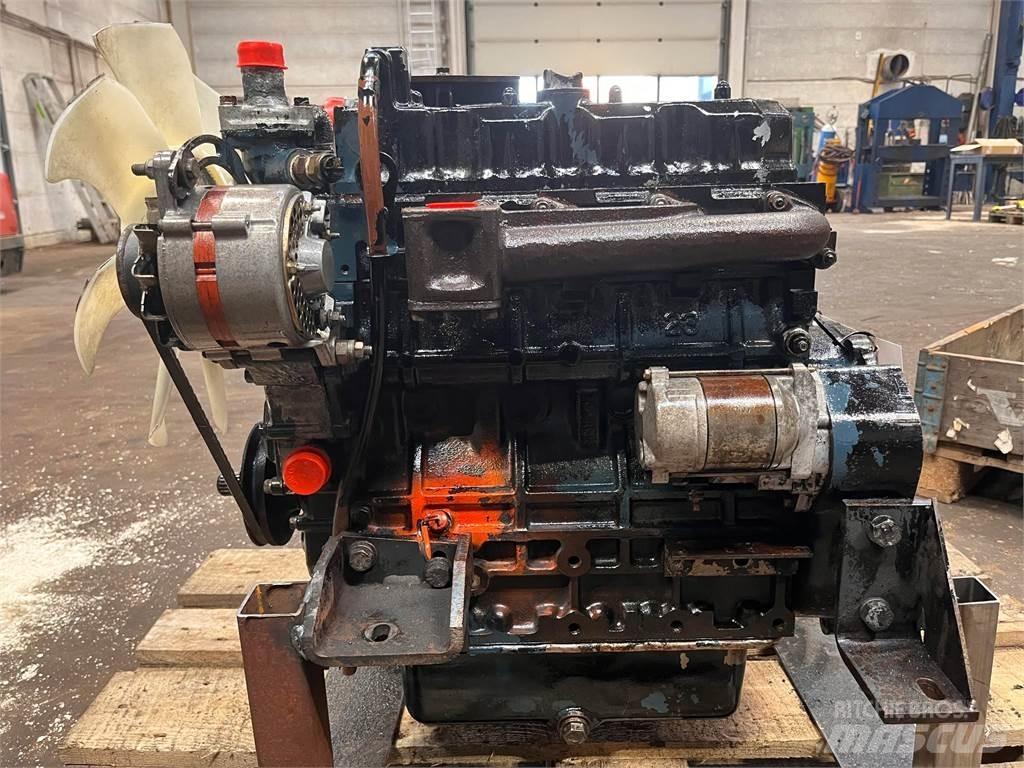 Kubota V2203 motor Motorok
