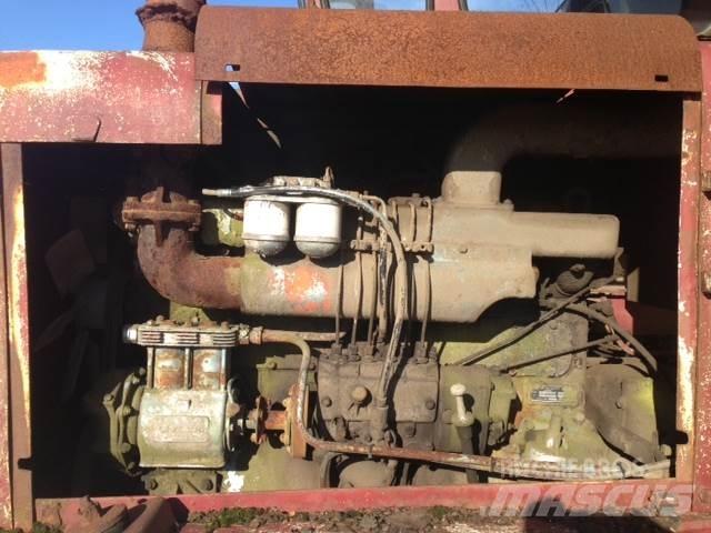 Leyland UE680 / 244 motor Motorok