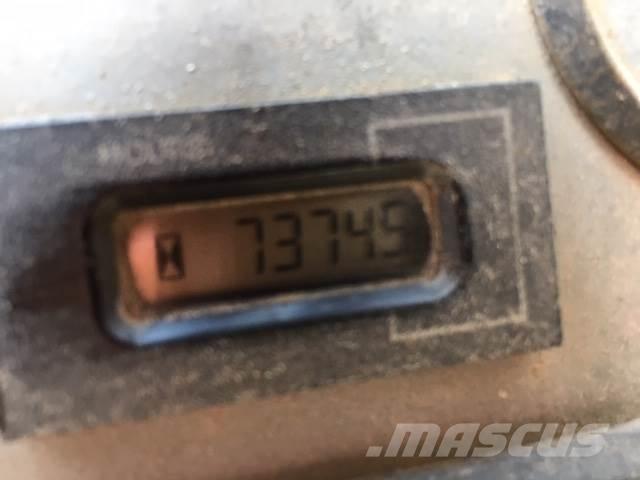 Liebherr R312 til ophug Lánctalpas kotrók