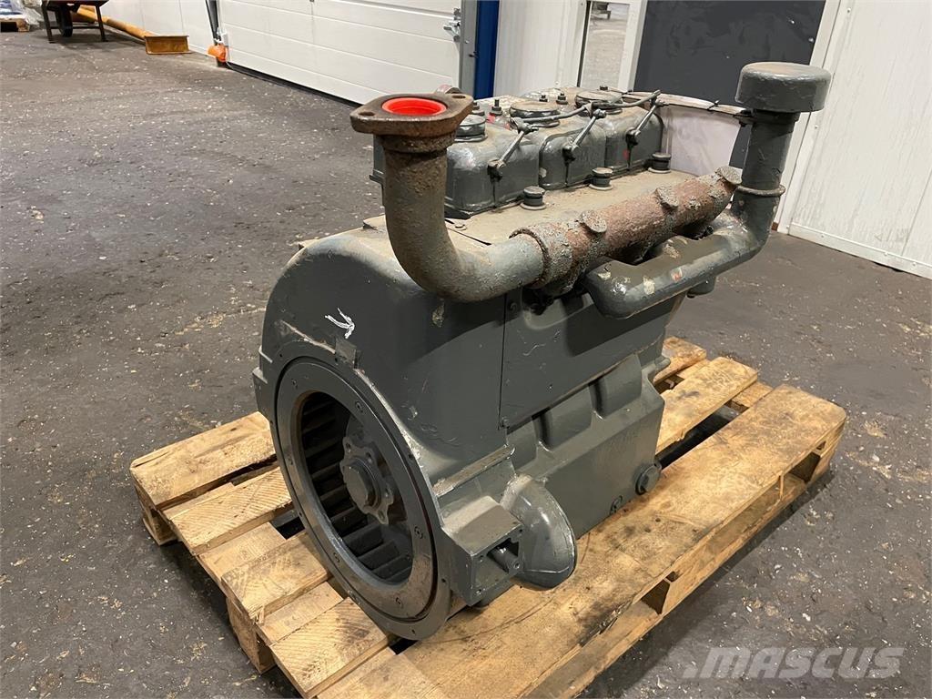 Lister Dursley SL3 motor Motorok