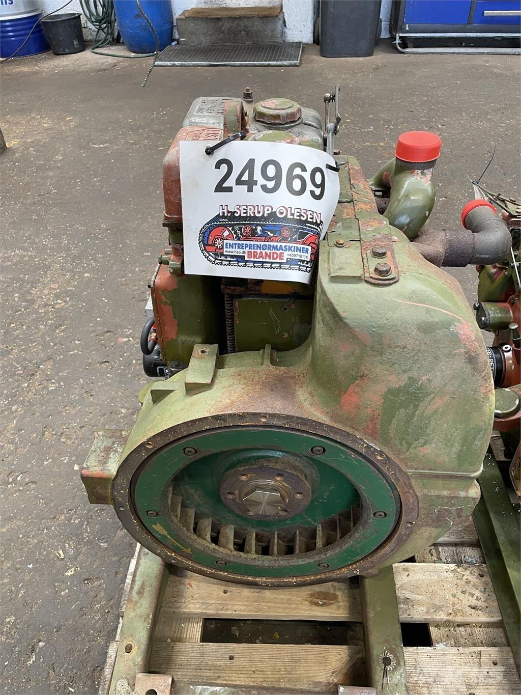 Lister SR2 motor Motorok