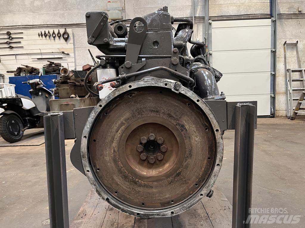 MAN D0826 LFL10 motor Motorok