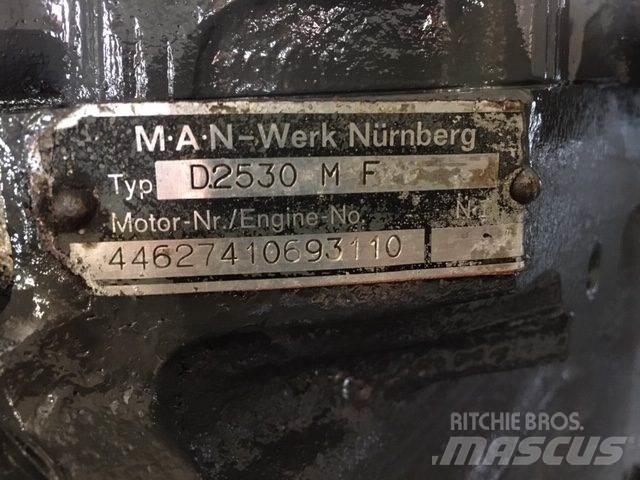 MAN D2530 MF motor Motorok