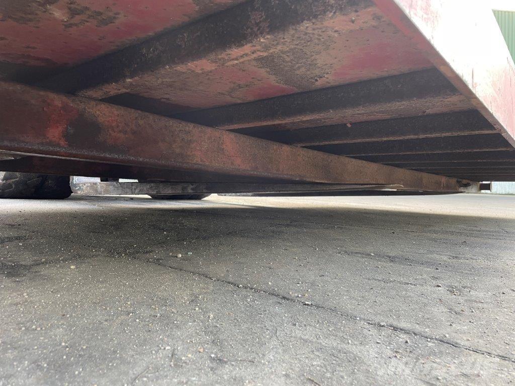  Maskintrailer med wirehejs Mélybölcsős félpótkocsik