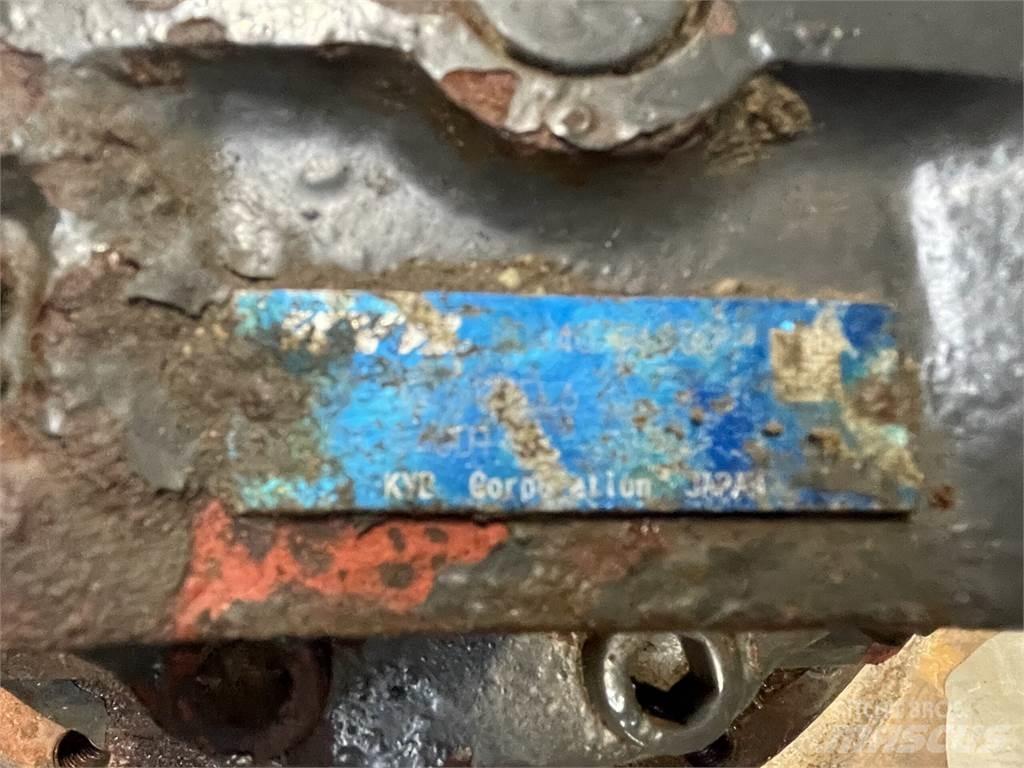 New Holland E485B Køregear Váltók