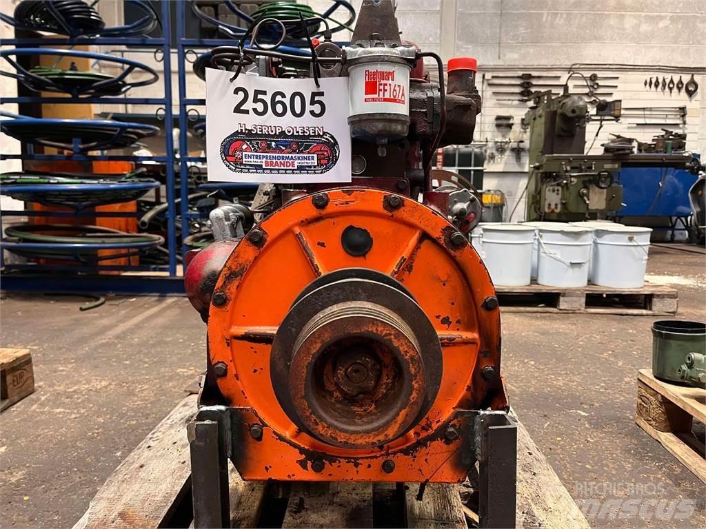 Perkins 4-154U motor Motorok