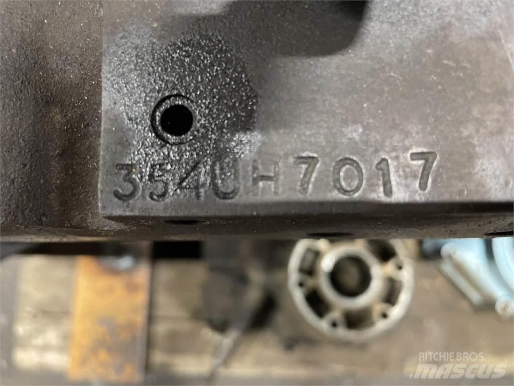 Perkins 6.354 motor Motorok