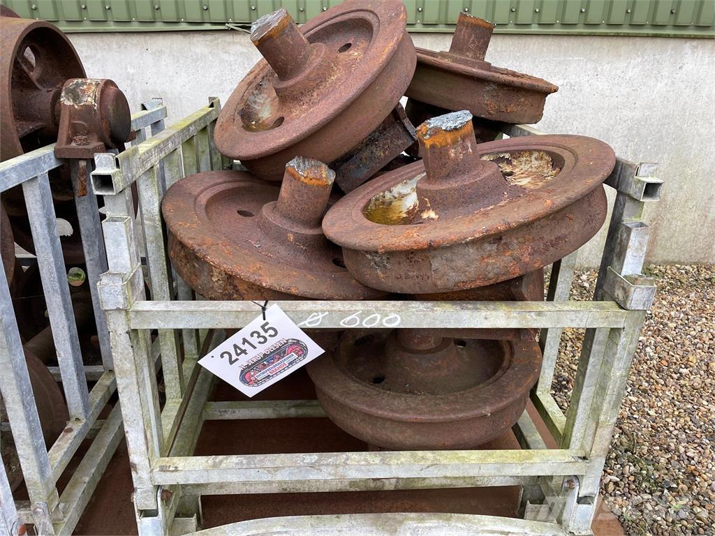  Skinnehjul, ø600 mm + flange Gumiabroncsok, kerekek és felnik