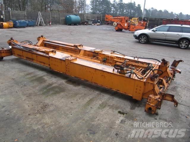  Spreader 20 to 40 ft. Raktárkonténerek