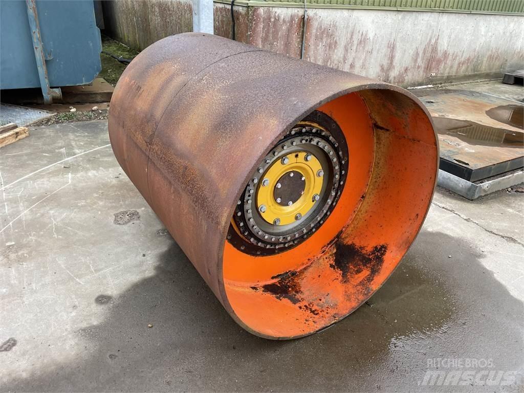  Trommel ex. Dynapac CC232 Ikerdobos hengerek