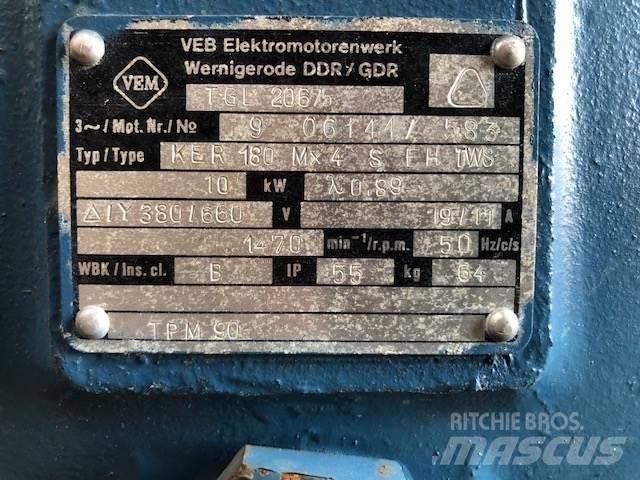 VEB kølekompressor - 4 cyl. Kompresszorok