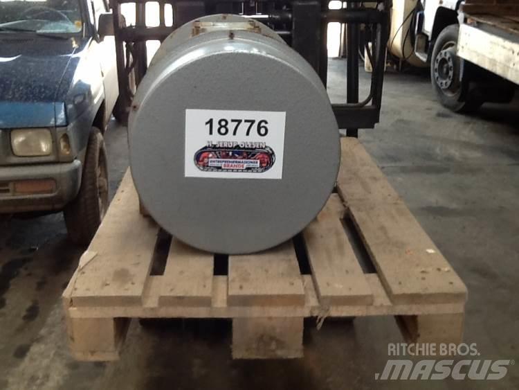  Vibrator Invicta 6,2 kw Motorok