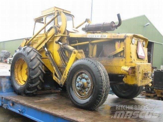 Volvo 640 Gumikerekes homlokrakodók