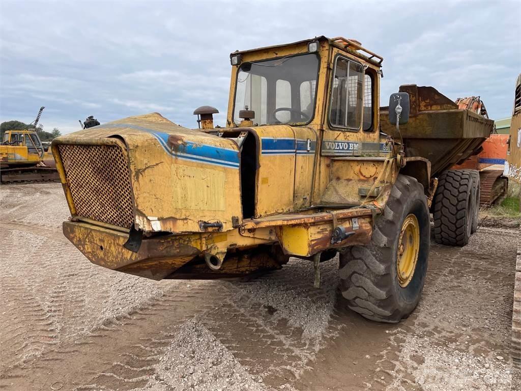 Volvo 861 dumper til ophug Mezei dömperek