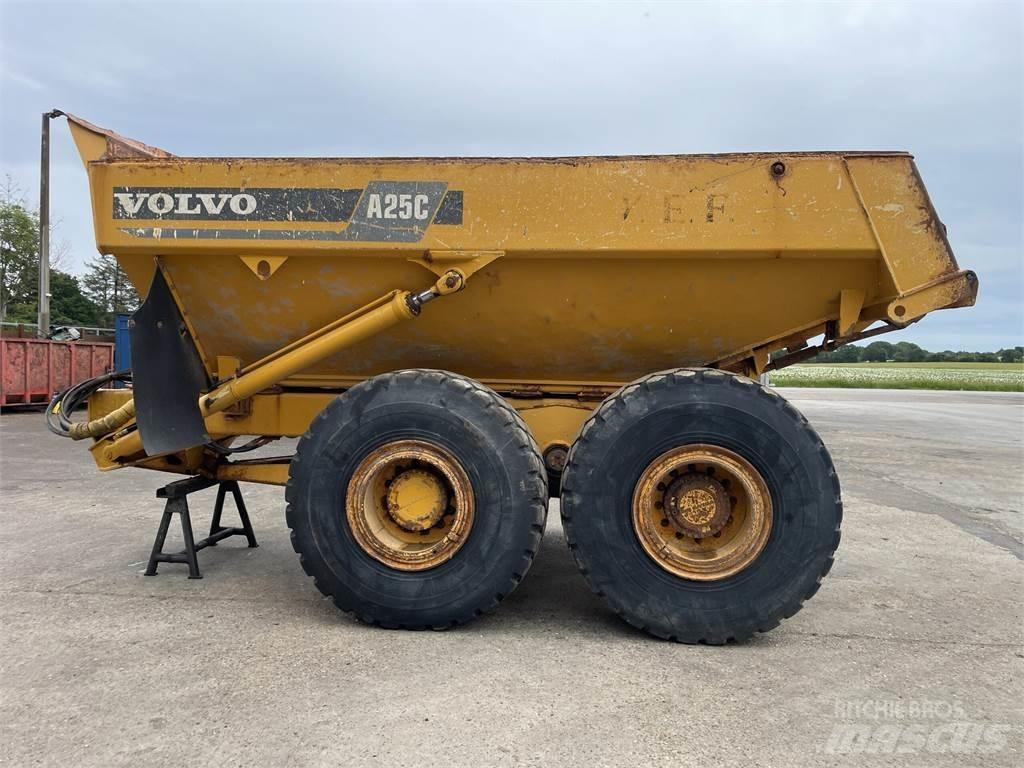 Volvo A25C dumpervogn 6x6 Mezei dömperek