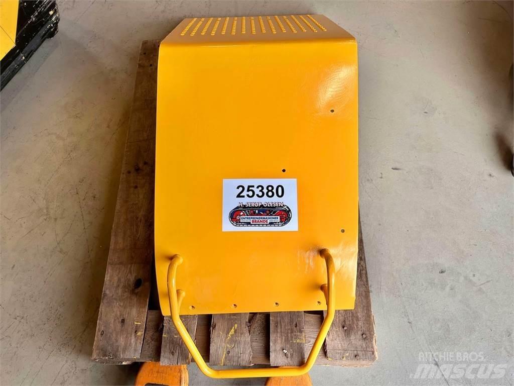 Volvo L120F bagskærm Egyéb alkatrészek
