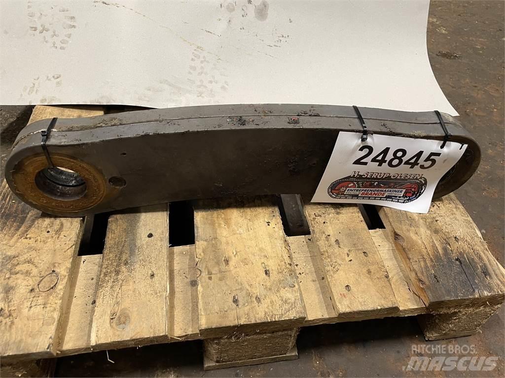 Volvo L120F Link Arm Egyéb alkatrészek