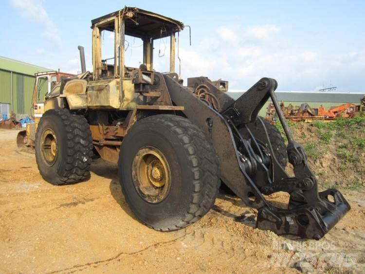 Volvo L90C til ophug Gumikerekes homlokrakodók