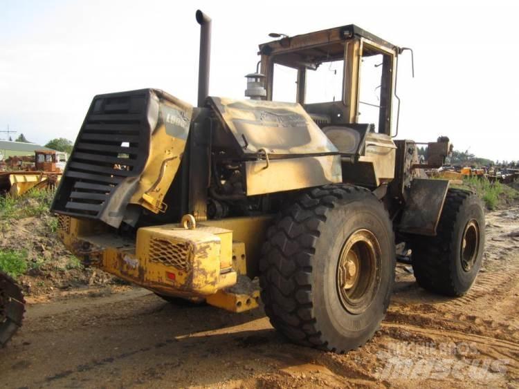 Volvo L90C til ophug Gumikerekes homlokrakodók