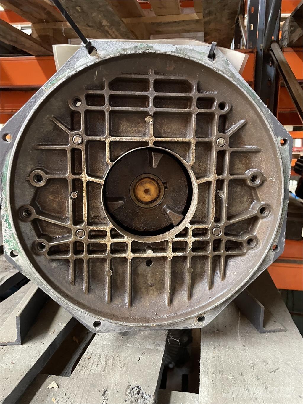 Volvo Penta Marinegear Hajtóművek