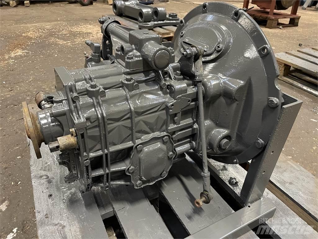 ZF gearkasse type S5-24-3 Váltók