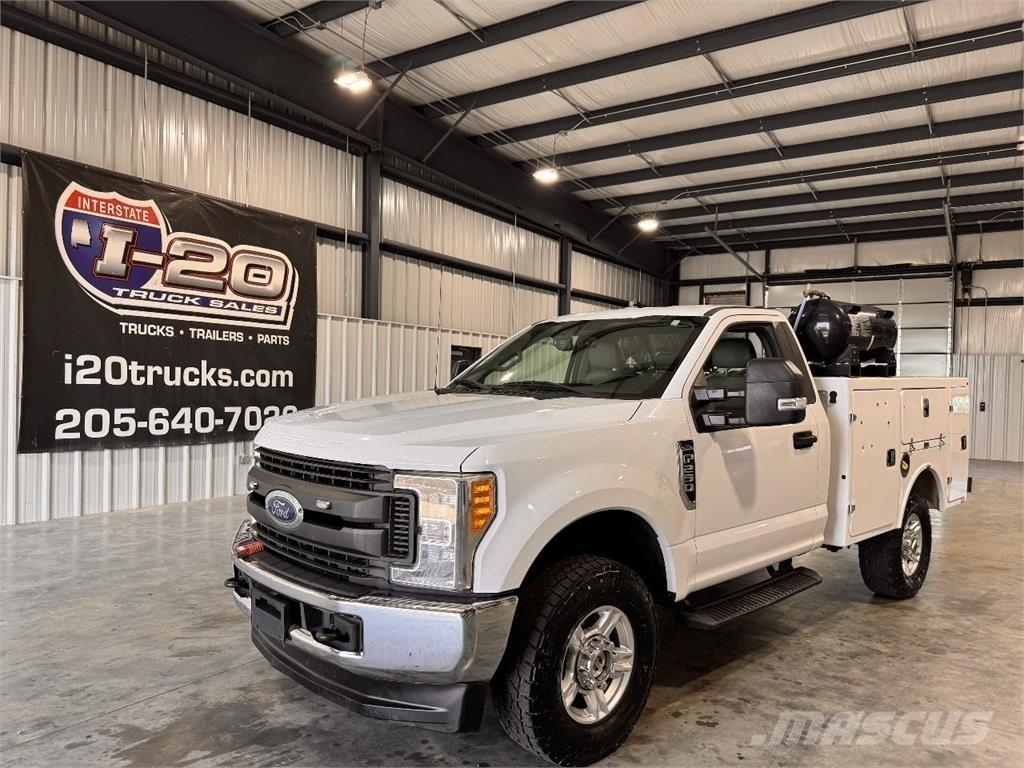Ford F-250 Közúti karbantartó haszongépek