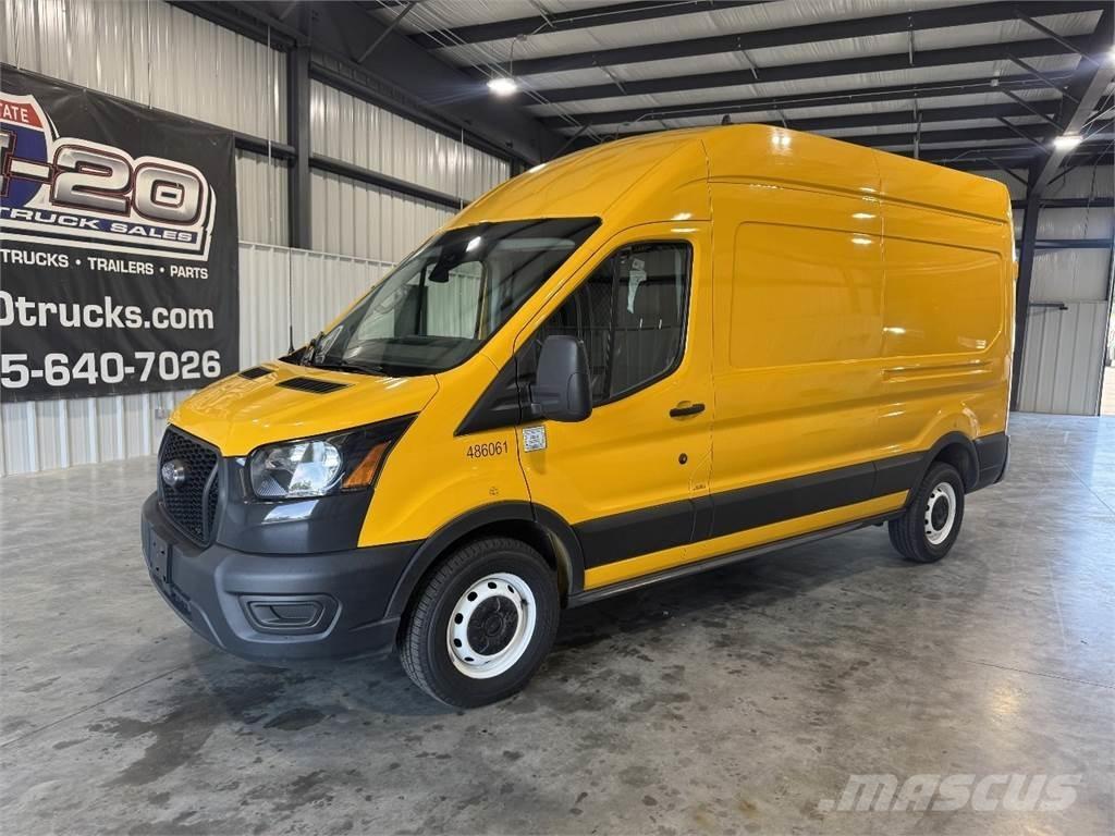 Ford Transit 250 Kis teherszállító/Platós kocsi