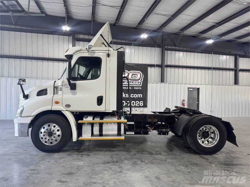 Freightliner CA113 Nyergesvontatók