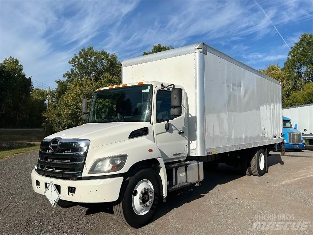 Hino 268 Dobozos teherautók