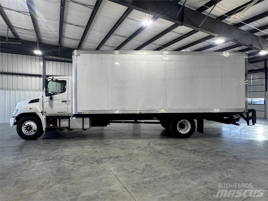Hino 268A Dobozos teherautók
