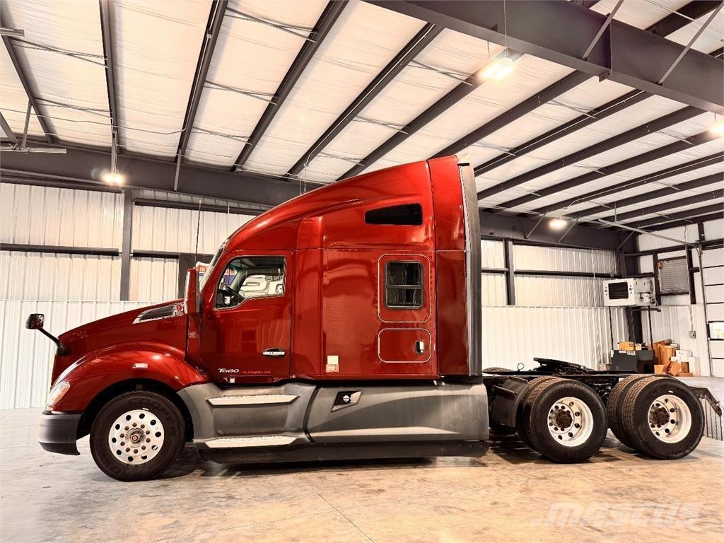 Kenworth T680 Nyergesvontatók