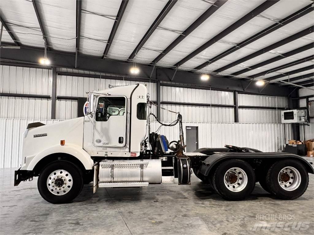 Kenworth T800 Nyergesvontatók
