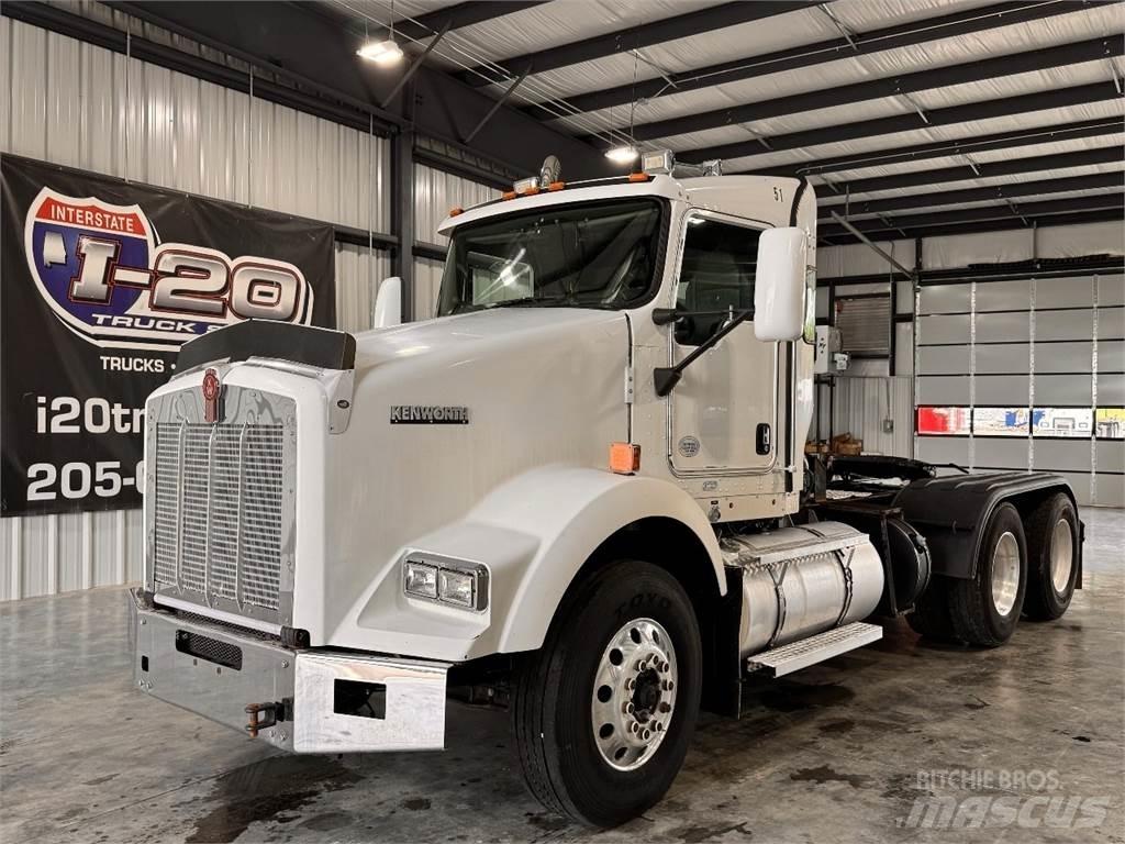 Kenworth T800 Nyergesvontatók