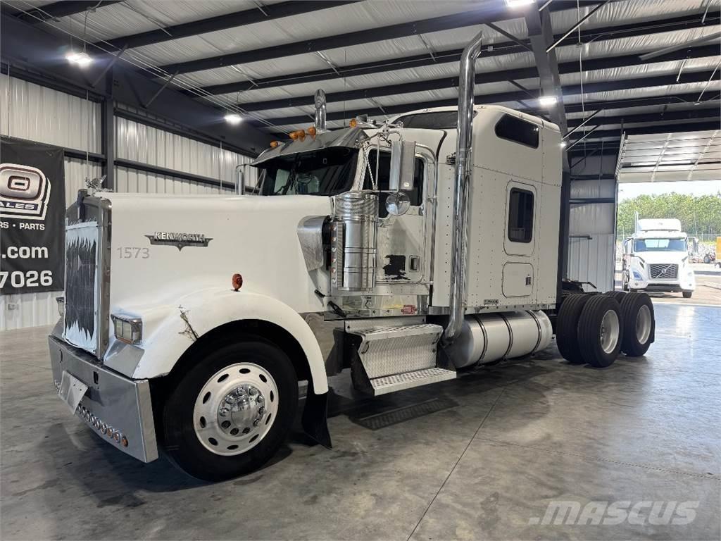 Kenworth W900 Nyergesvontatók