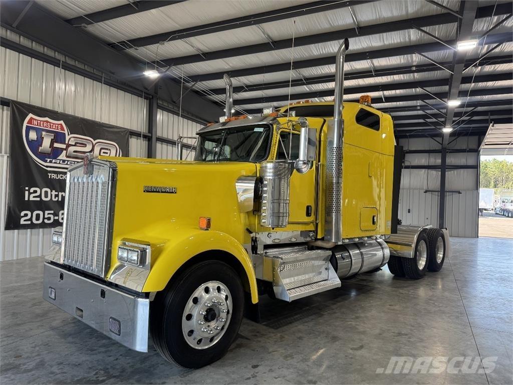Kenworth W900L Nyergesvontatók