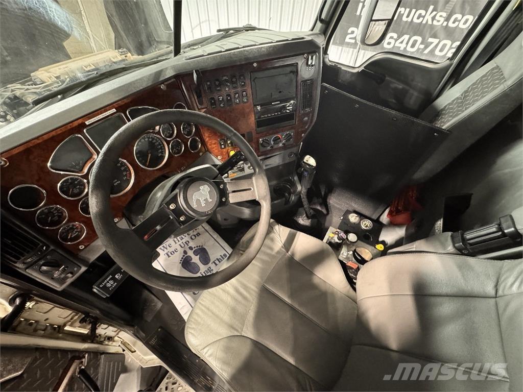 Mack Granite Billenő teherautók