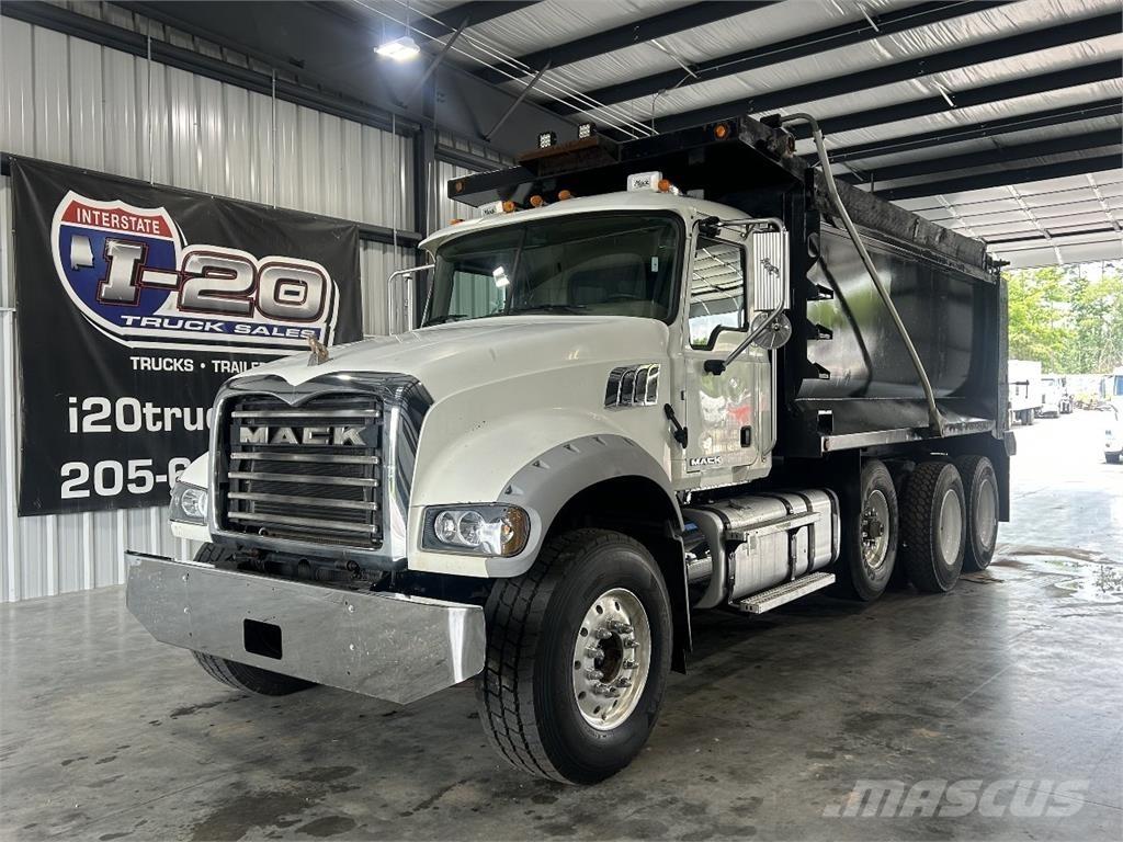 Mack GU713 Billenő teherautók