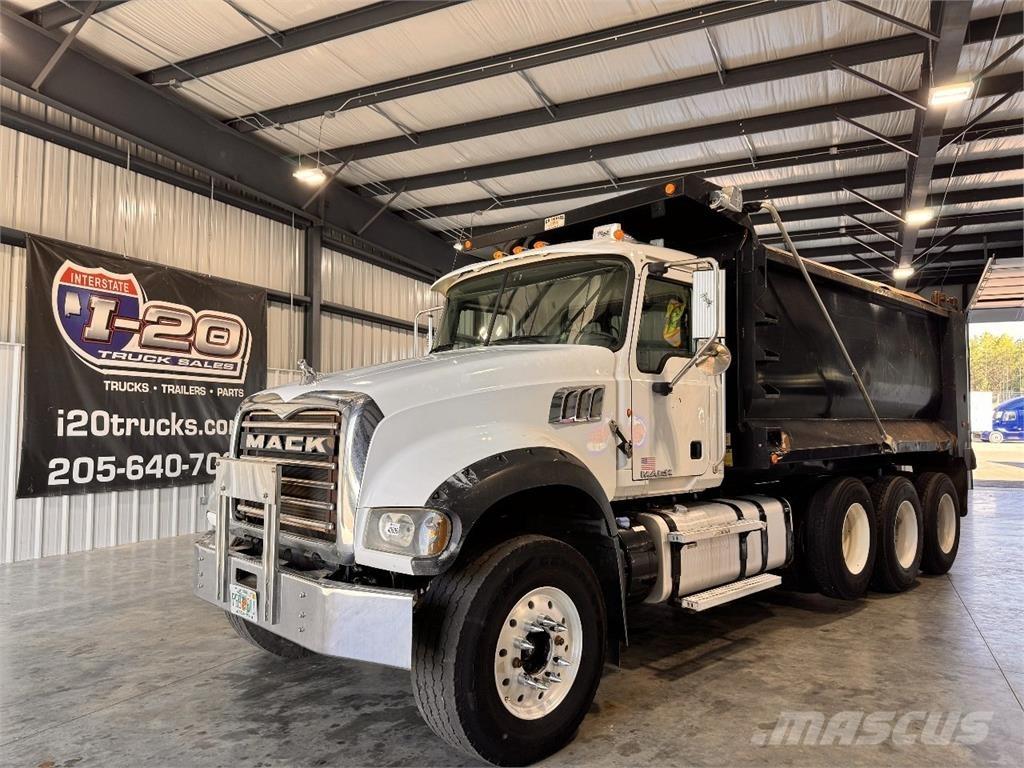 Mack GU713 Billenő teherautók