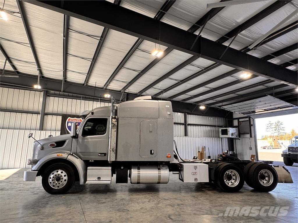 Peterbilt 567 Nyergesvontatók