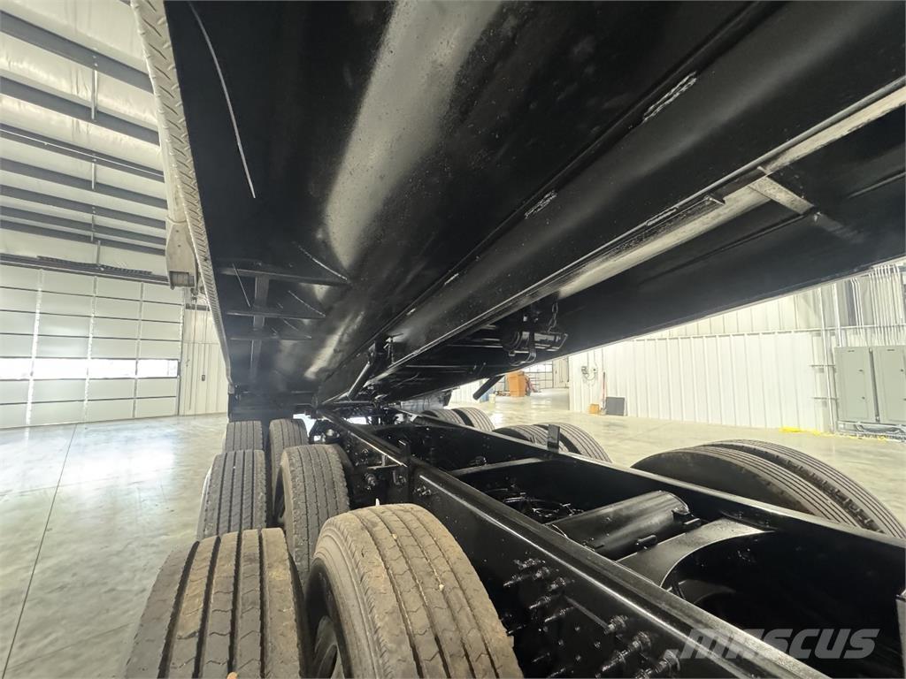 Volvo VHD Billenő teherautók